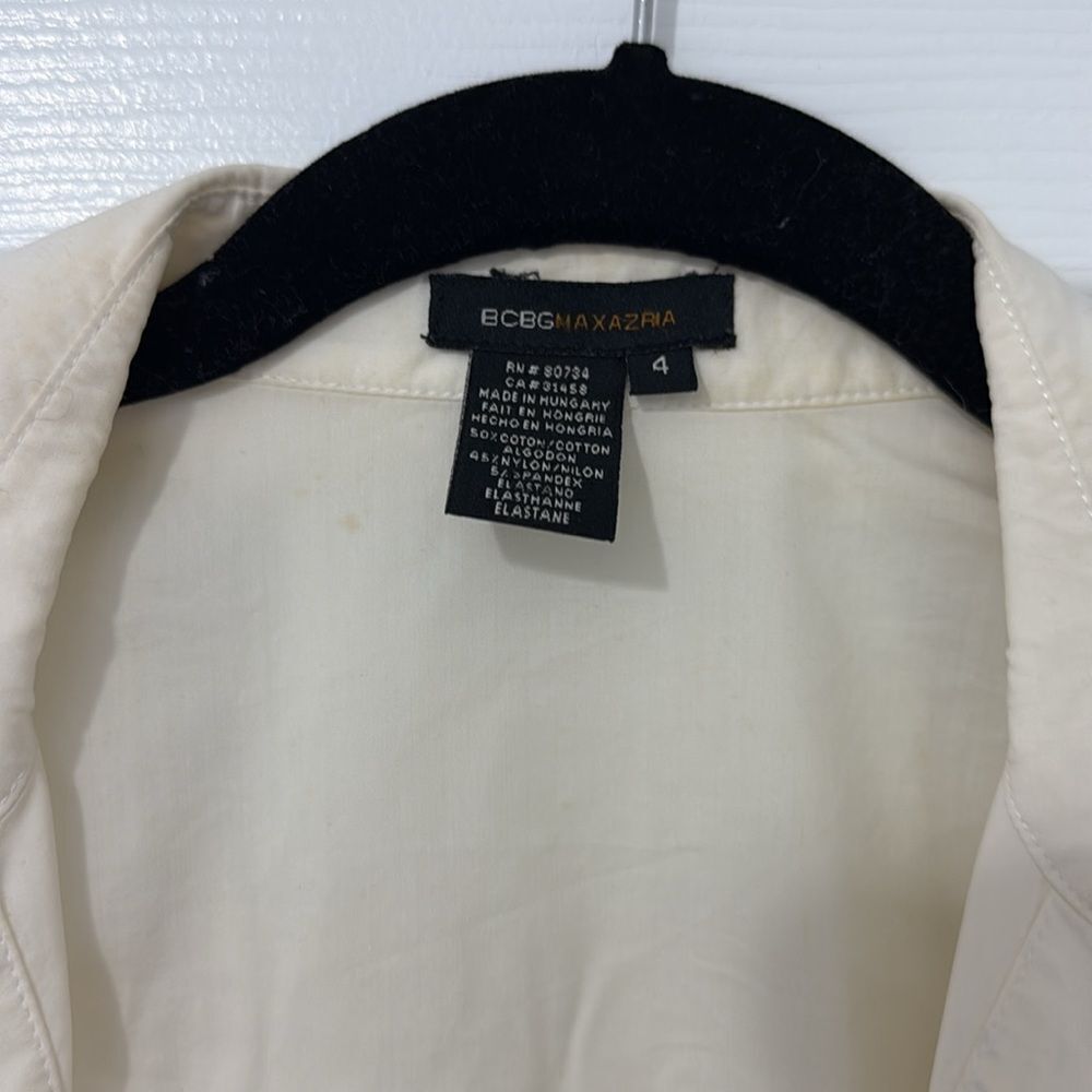 BCBGMaxAzria Cream Tied Classic Top Size 4 IVORY - Like New Collared Top - Picture 2 of 4